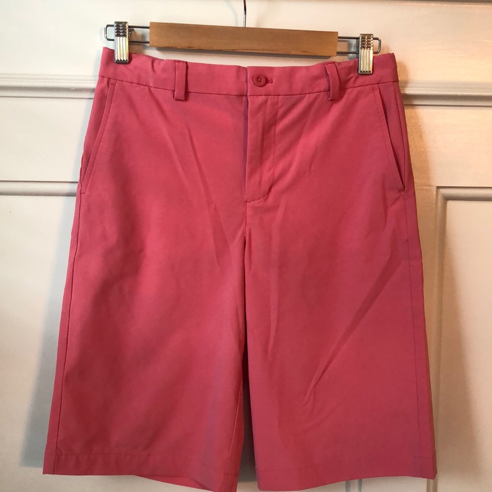 Vineyard vines coral boys performance shorts